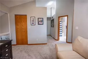 1233 Red Tail Hawk Dr, Boardman, OH 44512 - Photo 12