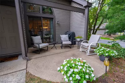 1233 Red Tail Hawk Drive, Boardman, OH 44512 - Photo 2