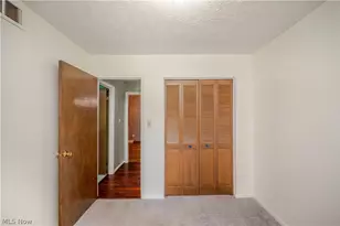 4851 Woodridge Dr, Youngstown, OH 44515 - Photo 36