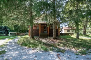 2864 SOM Center Road, Willoughby Hills, OH 44094 - Photo 4