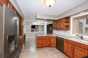 2180 N Revere Rd, Akron, OH 44333 - Photo 16
