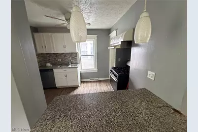 3303 W 123rd Street, Loveland, OH 44111 - Photo 6