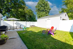 1382 Elmwood Ave SW, North Canton, OH 44720 - Photo 30