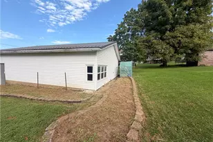 617 Park Ave, Barnesville, OH 43713 - Photo 40