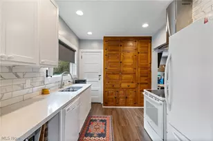218 W North St, Wooster, OH 44691 - Photo 10