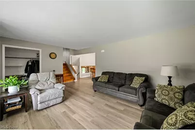 2591 Woodview Road, Uniontown, OH 44685 - Photo 6