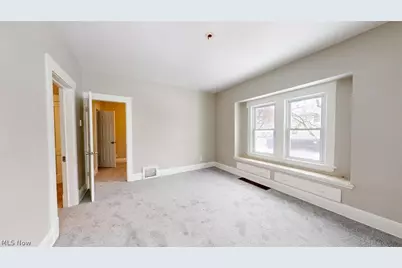 4500 W 39th Street, Loveland, OH 44109 - Photo 4