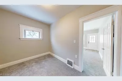 4500 W 39th Street, Loveland, OH 44109 - Photo 12
