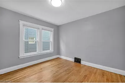 1328 E 86th, Loveland, OH 44108 - Photo 14