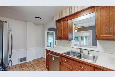 3138 7th Street, Cuyahoga Falls, OH 44221 - Photo 16