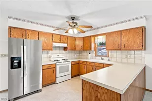 40 Davenport Ave, Akron, OH 44312 - Photo 8