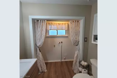 32 Market Street, Mt Pleasant, OH 43939 - Photo 18