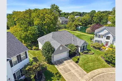 7607 Hawksfield Avenue NW, Canal Fulton, OH 44614 - Photo 8