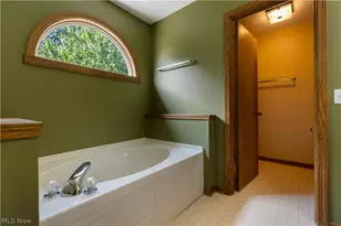 2124 Mt Pleasant St NE, Canton, OH 44721 - Photo 30