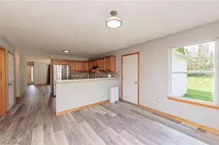 711 Bisson Ave, Akron, OH 44307 - Photo 14