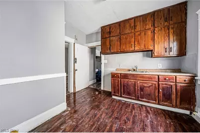 406 E 148th Street, Loveland, OH 44110 - Photo 10