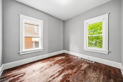 406 E 148th Street, Loveland, OH 44110 - Photo 12