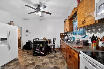 1403 Baird Avenue, Cambridge, OH 43725 - Photo 6