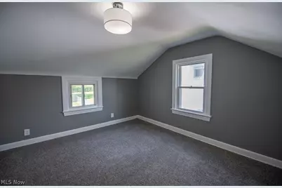 2415 Snyder Avenue NE, Canton, OH 44714 - Photo 32