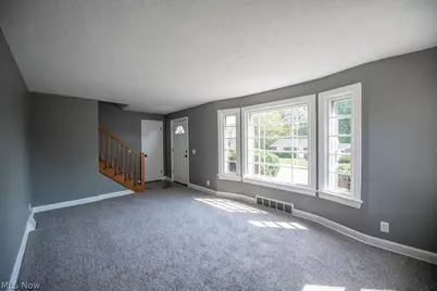 2415 Snyder Avenue NE, Canton, OH 44714 - Photo 10