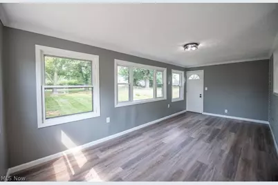 2415 Snyder Avenue NE, Canton, OH 44714 - Photo 18