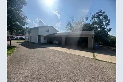 521 S Prospect Avenue S, Hartville, OH 44632 - Photo 4