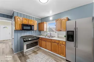 2217 Broadway, Lorain, OH 44052 - Photo 10