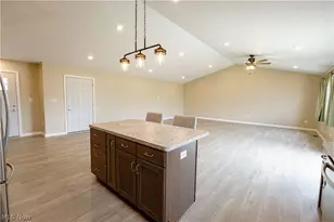 10916 Madlyn St NE, Bolivar, OH 44612 - Photo 12