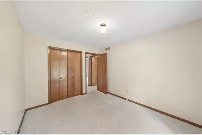 5818 Iva Drive, Akron, OH 44319 - Photo 36