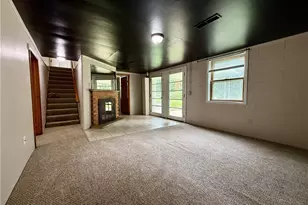 9934 Georgetown St, Louisville, OH 44641 - Photo 32