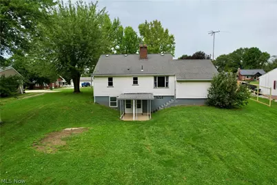 9934 Georgetown Street, Louisville, OH 44641 - Photo 4