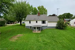 9934 Georgetown St, Louisville, OH 44641 - Photo 4