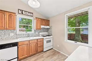 8665 Rosebud Dr, Mentor, OH 44060 - Photo 6
