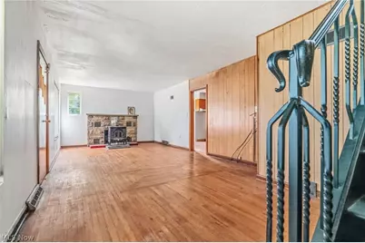 3849 Parkman, Worthington, OH 44470 - Photo 6
