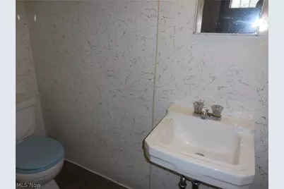 1554 Empire Road, Wickliffe, OH 44092 - Photo 20