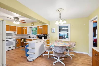 7851 N Boyden Road, Sagamore Hills, OH 44067 - Photo 6