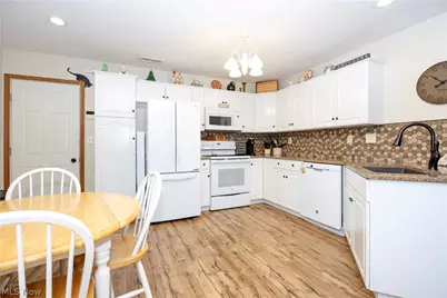 3166 Bayberry Cove, Wooster, OH 44691 - Photo 8
