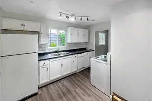 919 Kickapoo Ave, Akron, OH 44305 - Photo 4