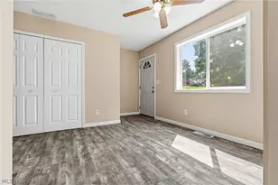 2652 Massillon Rd, Akron, OH 44312 - Photo 22