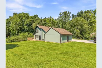 2652 Massillon Road, Akron, OH 44312 - Photo 36