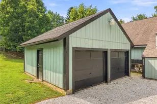 2652 Massillon Rd, Akron, OH 44312 - Photo 32