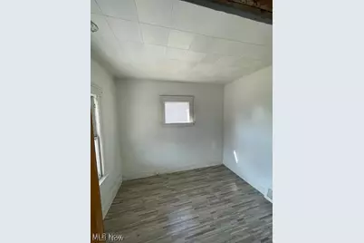 8909 Fuller Avenue, Loveland, OH 44104 - Photo 12