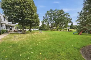 1146 Brushmore Ave NW, North Canton, OH 44720 - Photo 46