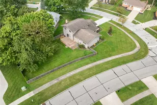 7879 Cresthill Dr, Green Hills, OH 44131 - Photo 42