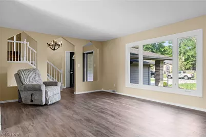 7879 Cresthill Drive, Green Hills, OH 44131 - Photo 4