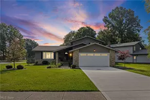 7879 Cresthill Dr, Green Hills, OH 44131 - Photo 44