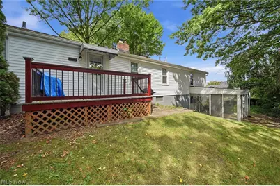 41 8th Street, Barberton, OH 44203 - Photo 26