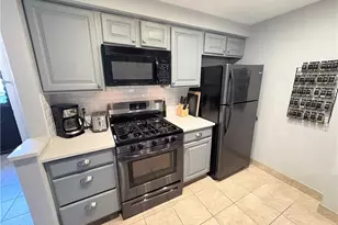 1885 Ridge Meadow Ct, Twinsburg, OH 44087 - Photo 4