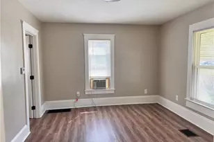 301 Bell St, Barberton, OH 44203 - Photo 8