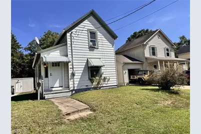 301 Bell Street, Barberton, OH 44203 - Photo 2